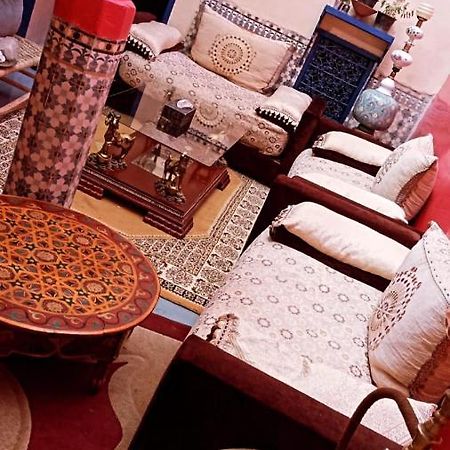 Hostel Sbai Маракеш Екстериор снимка